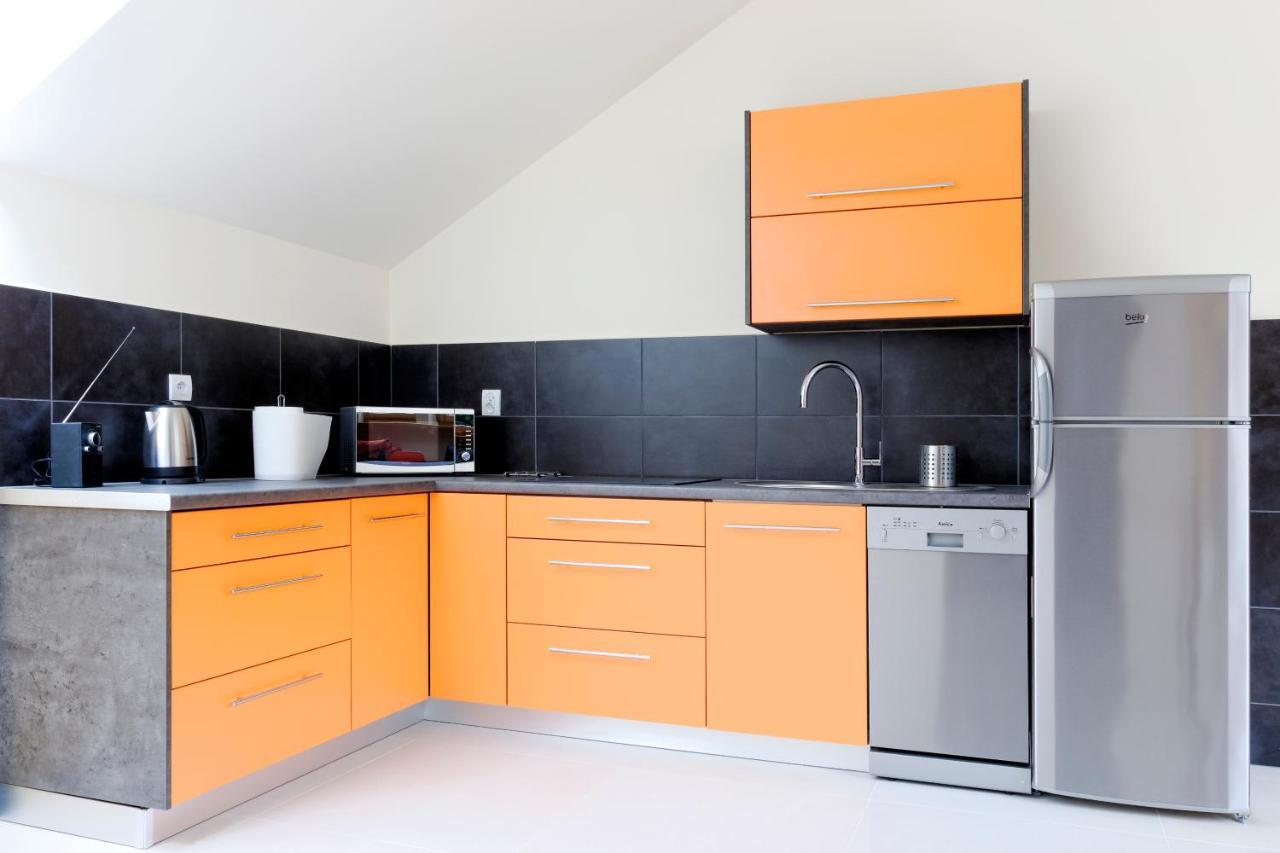 Modern Apartment In Jawiszowice Bagian luar foto